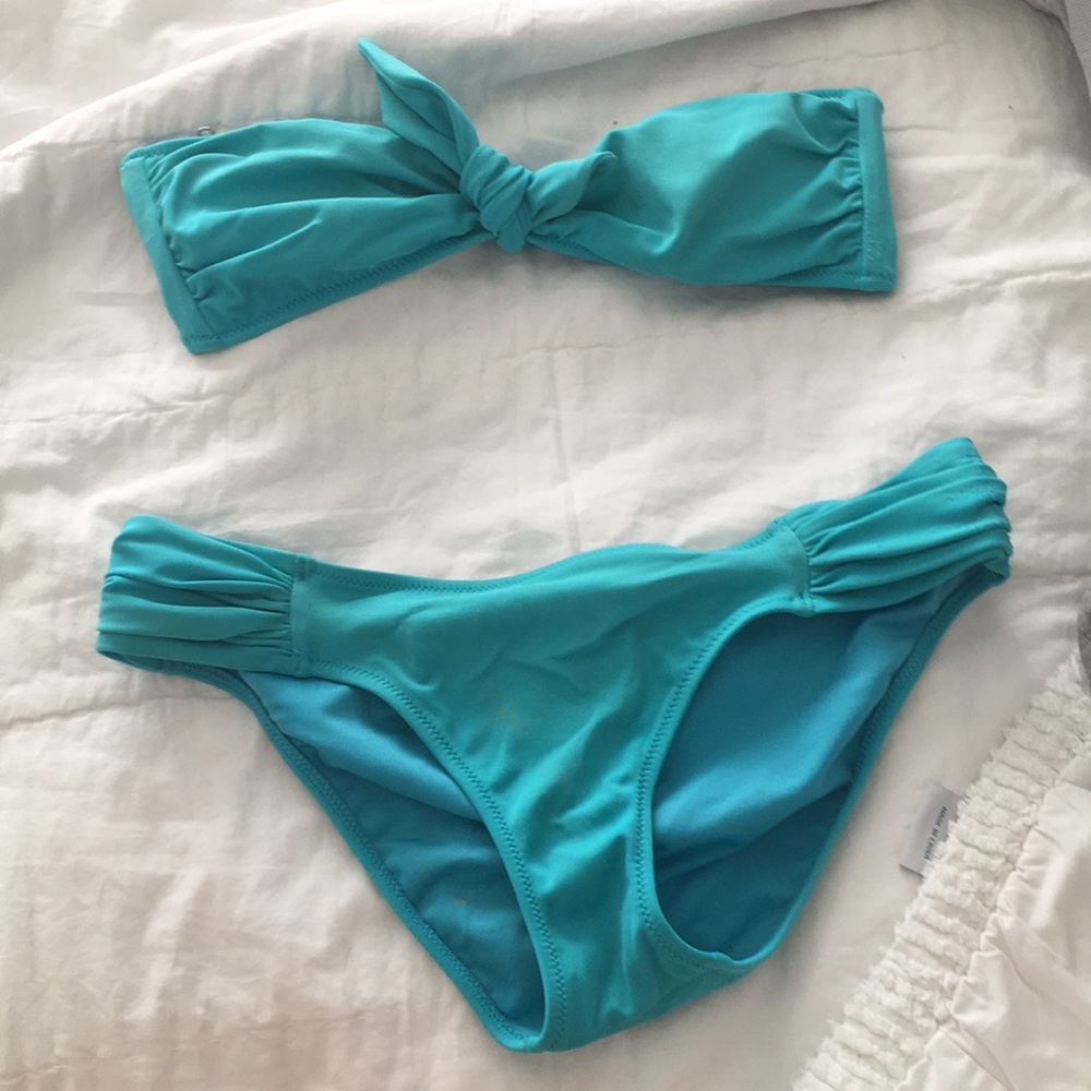 Strapless bikini